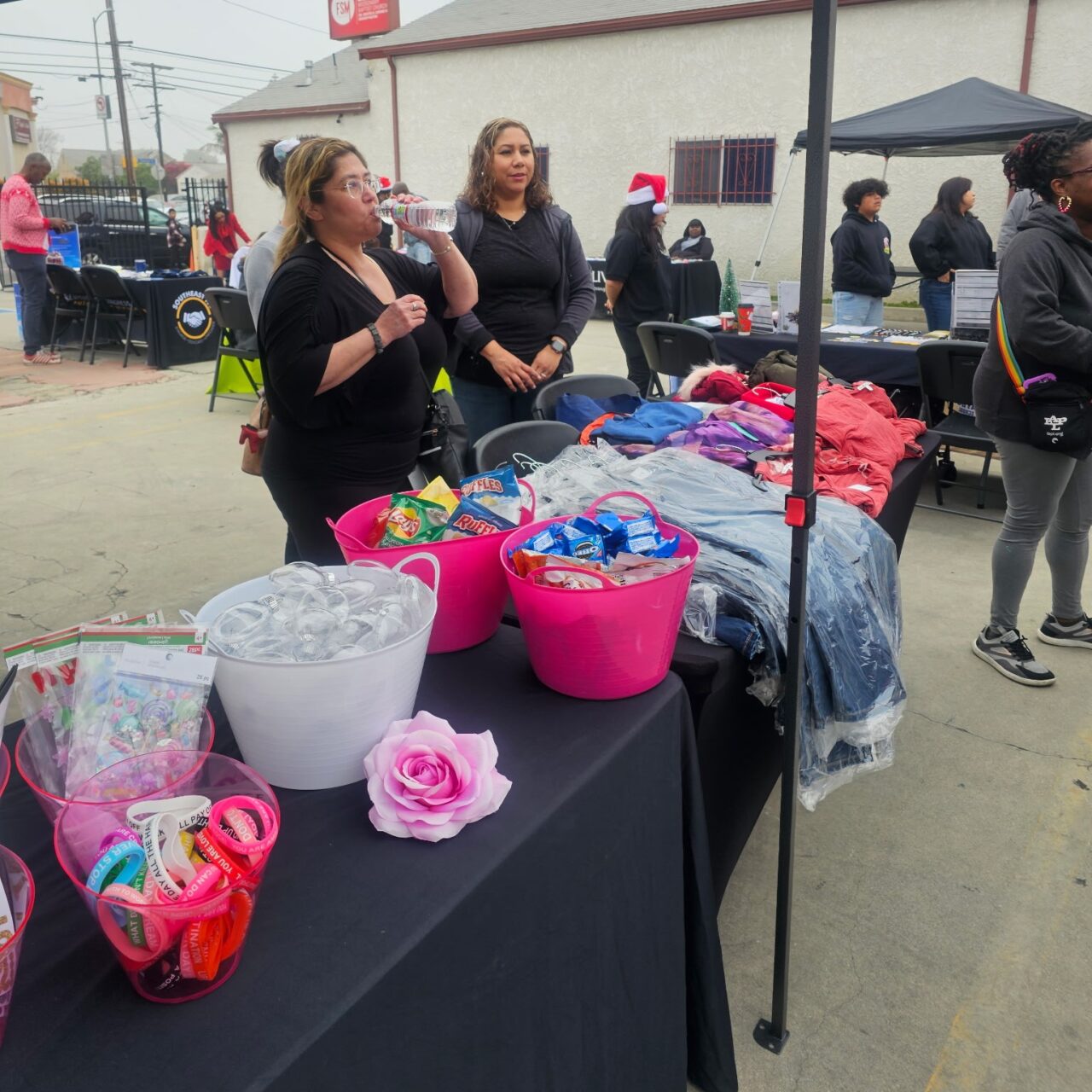 465753323493060319 (1)